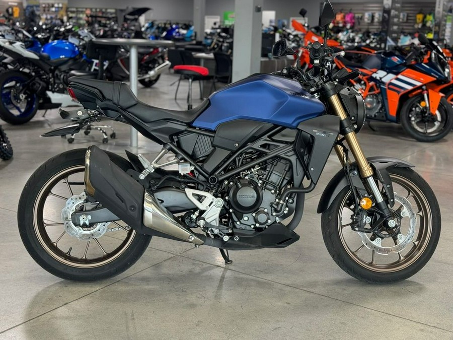 2022 Honda® CB300R ABS