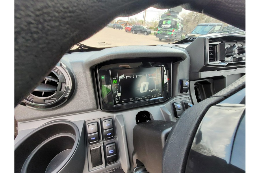 2025 Kawasaki KWT1000 Ridge Crew HVAC