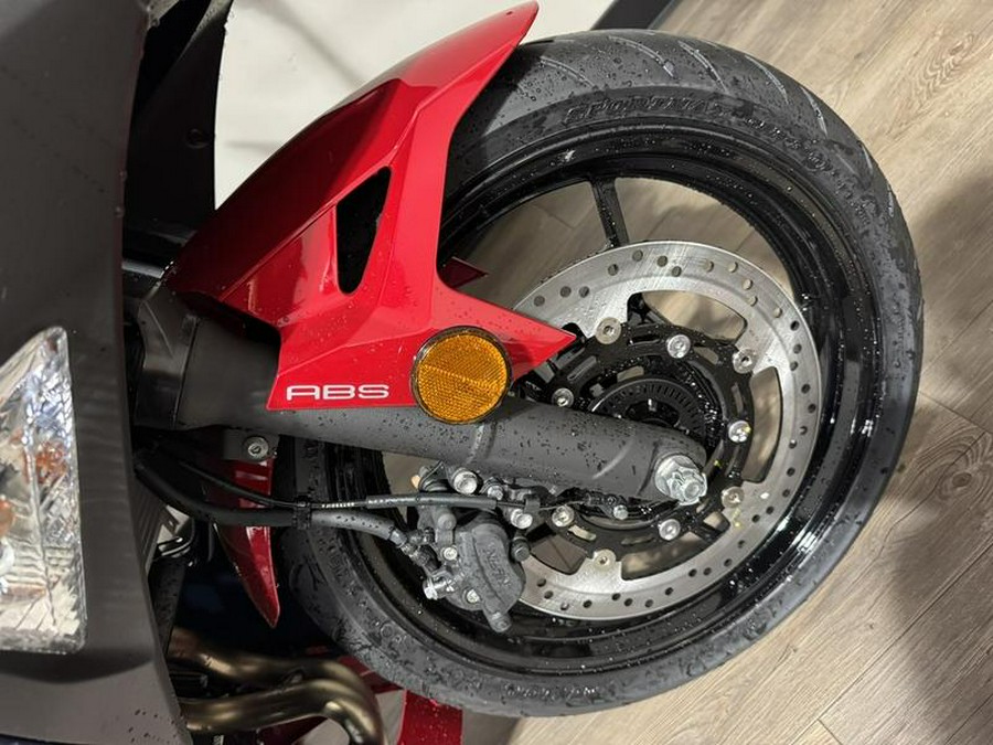 2026 Kawasaki Ninja® 500 ABS Metallic Matte Twilight Blue