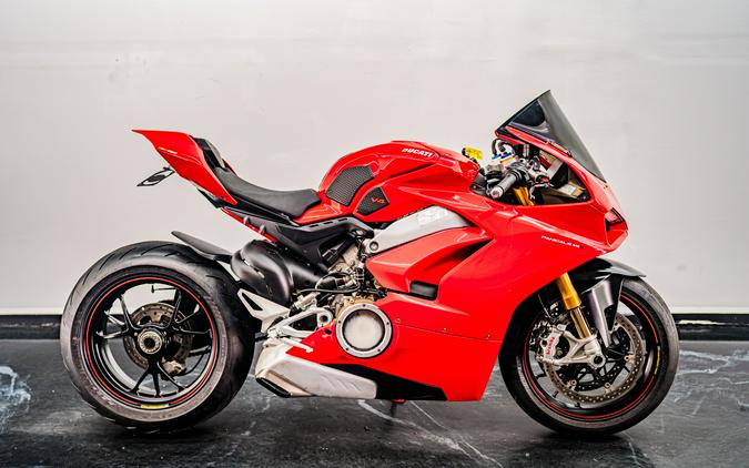 2018 Ducati Panigale V4 S