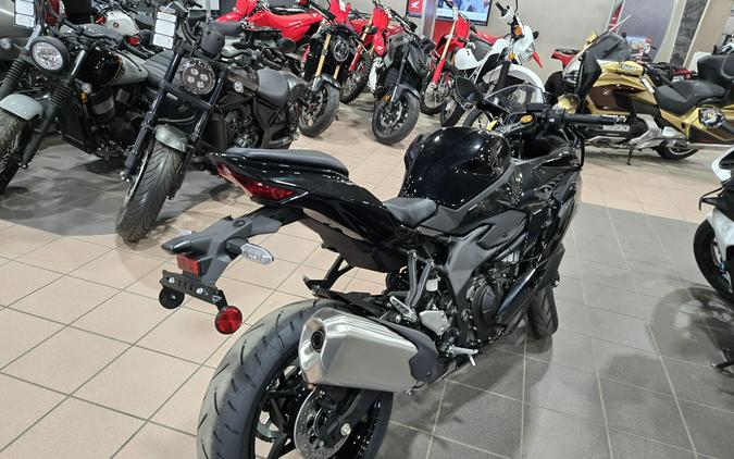 2026 KAWASAKI NINJA ZX-4R ABS
