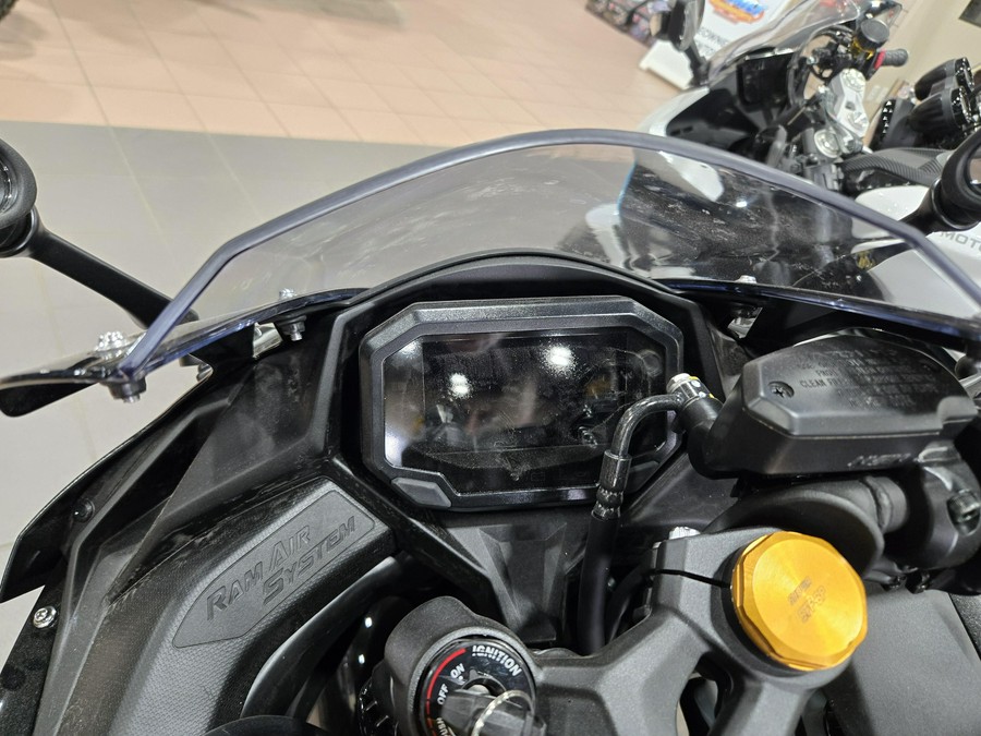 2026 KAWASAKI NINJA ZX-4R ABS