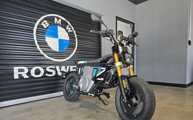 2025 BMW CE 02