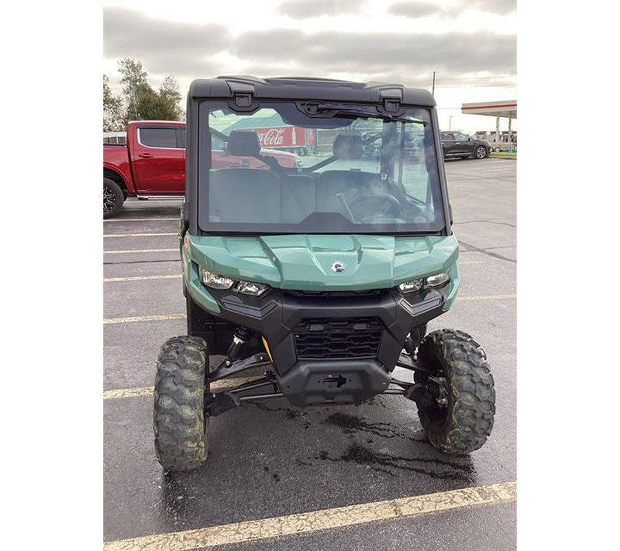 2026 Can-Am Defender DPS CAB