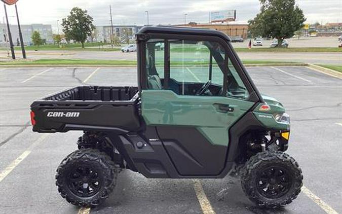 2026 Can-Am Defender DPS CAB