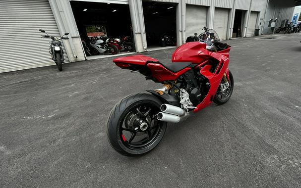 2021 Ducati SuperSport