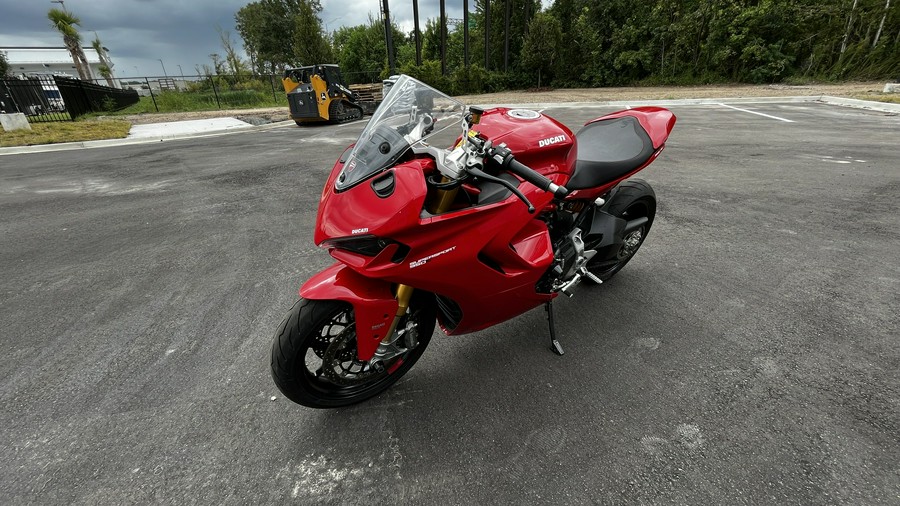 2021 Ducati SuperSport