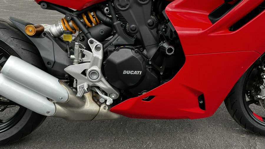 2021 Ducati SuperSport