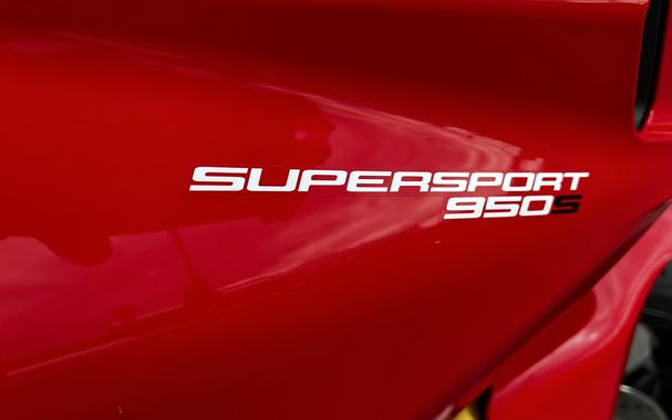 2021 Ducati SuperSport