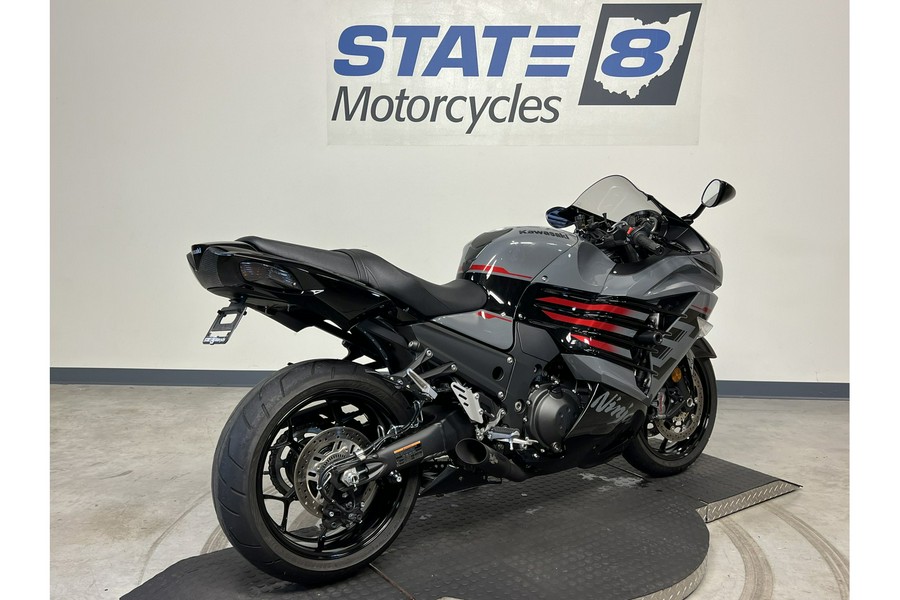 2022 Kawasaki Ninja® ZX™-14R ABS ZX1400JNFNL