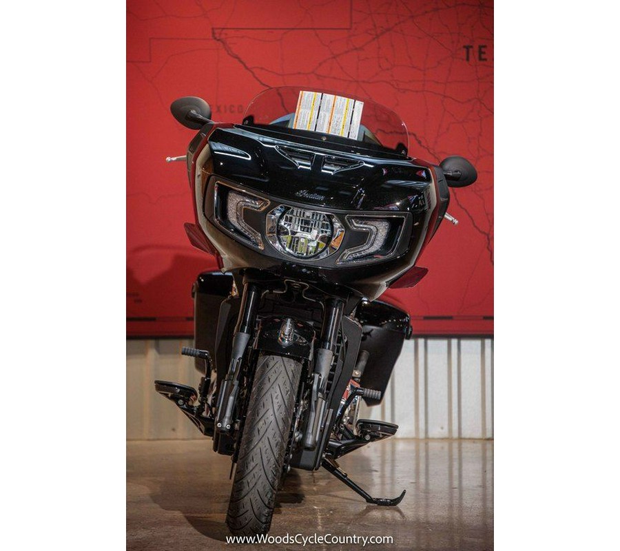 2024 Indian Motorcycle® Challenger® Black Metallic