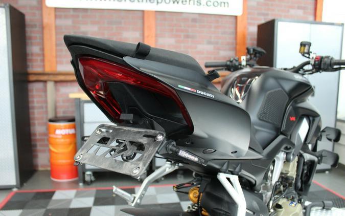 2022 Ducati Streetfighter V4 S