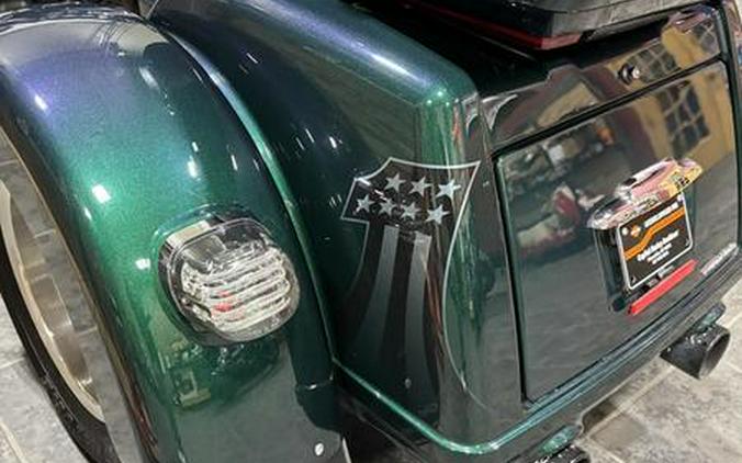 2021 Harley-Davidson® FLHTCUTG - Tri Glide® Ultra