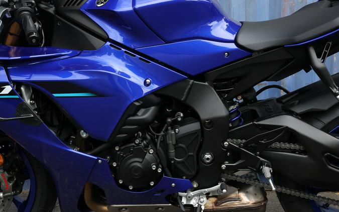 2026 Yamaha YZF-R1