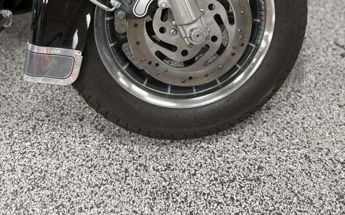 2005 Harley-Davidson® Electra Glide® Standard FLHT - UO1237
