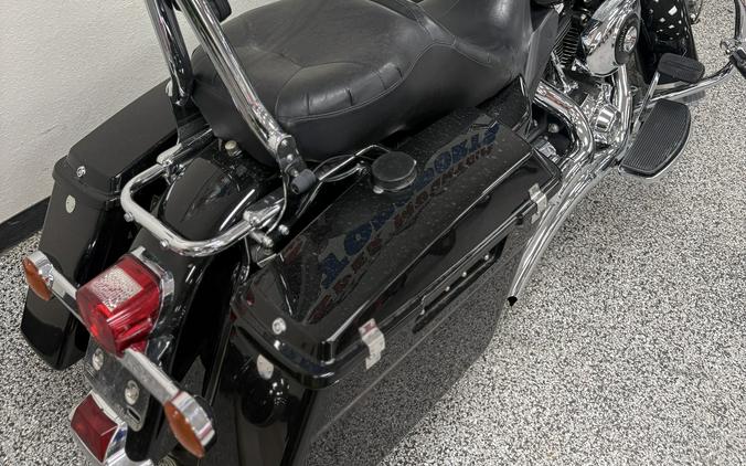 2005 Harley-Davidson® Electra Glide® Standard FLHT - UO1237