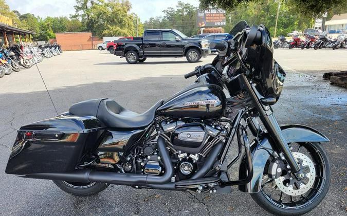 2019 Harley-Davidson® FLHXS - Street Glide® Special