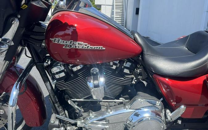 2019 Harley-Davidson® FLHX - Street Glide®