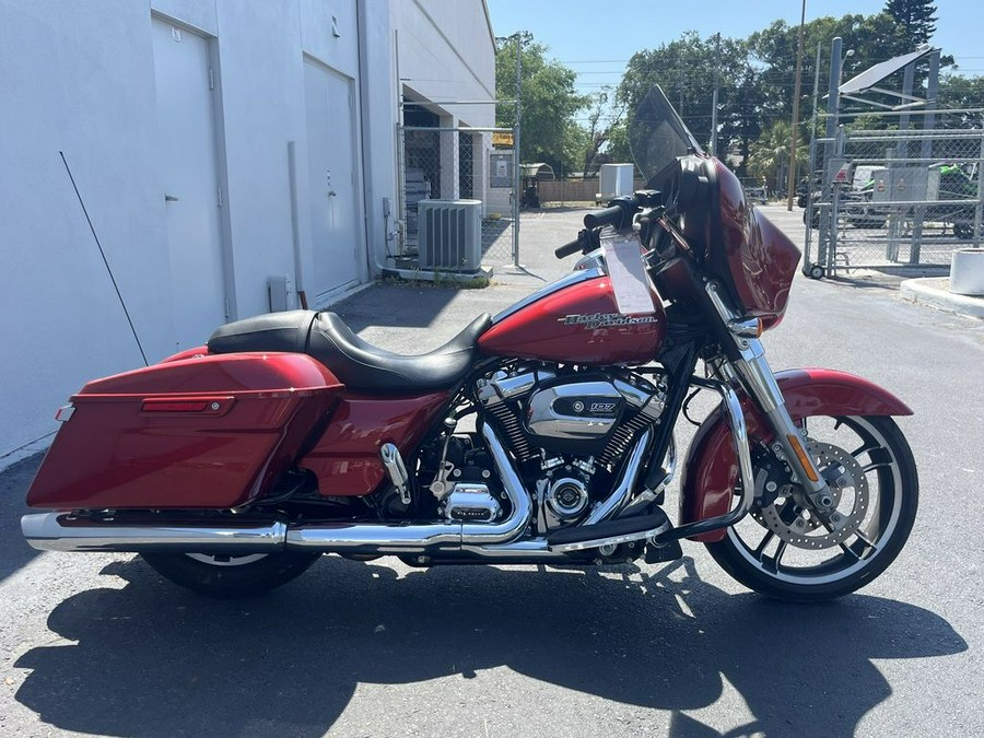 2019 Harley-Davidson® FLHX - Street Glide®