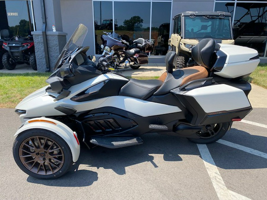 2024 Can-Am™ Spyder RT Sea-To-Sky