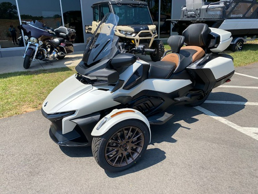 2024 Can-Am™ Spyder RT Sea-To-Sky