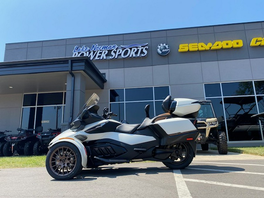 2024 Can-Am™ Spyder RT Sea-To-Sky