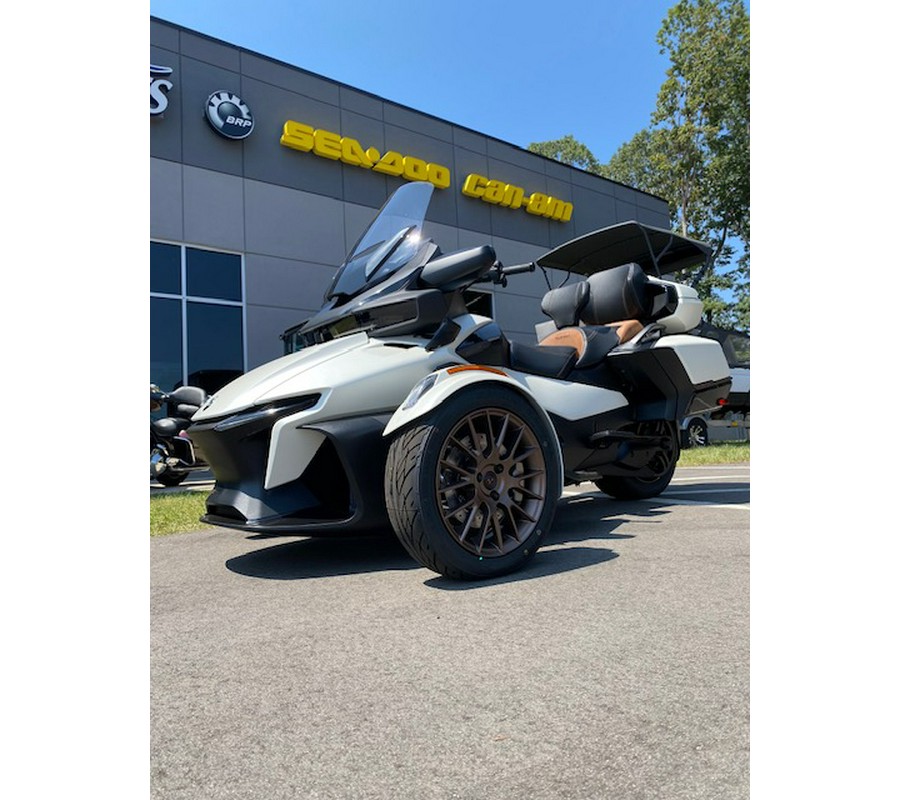 2024 Can-Am™ Spyder RT Sea-To-Sky