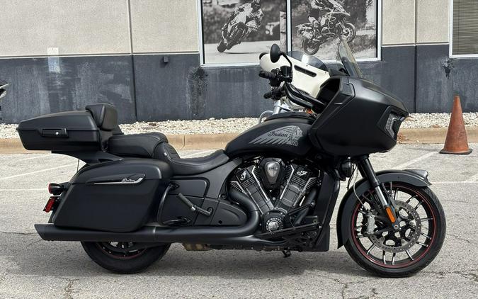 2023 Indian Motorcycle® Challenger® Dark Horse® Black Smoke