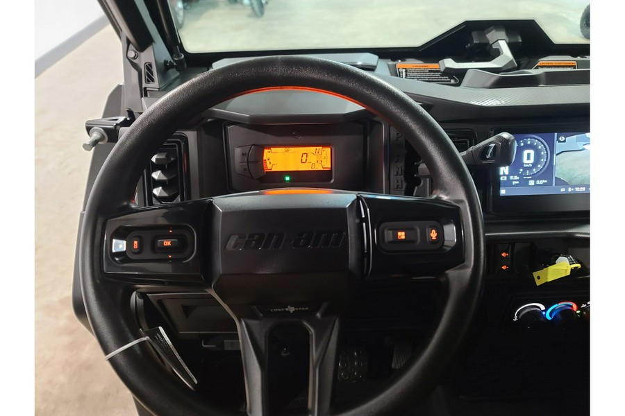 2026 Can-Am Defender MAX Lone Star Cab HD11