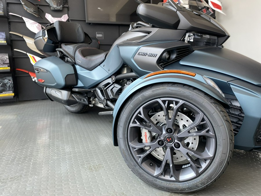 2023 Can-Am™ Spyder F3 Limited Special Series