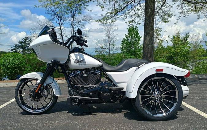 2025 Harley-Davidson FLTRT - Road Glide 3