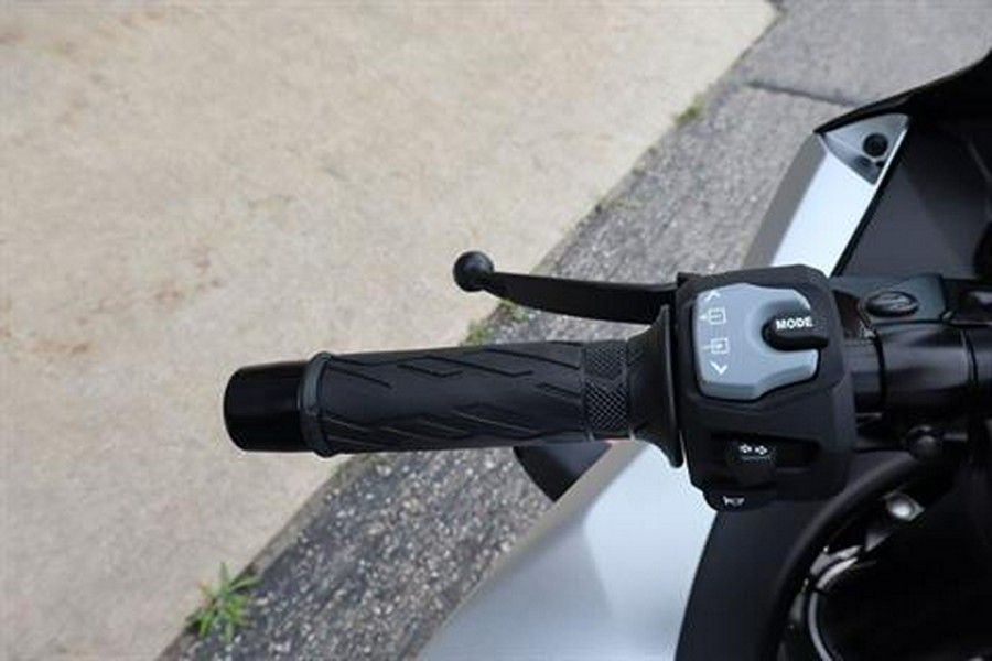 2025 Suzuki GSX-R1000