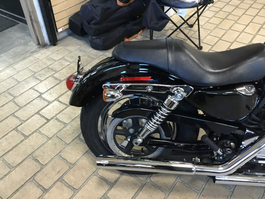2014 Harley-Davidson® 1200 Custom Vivid Black