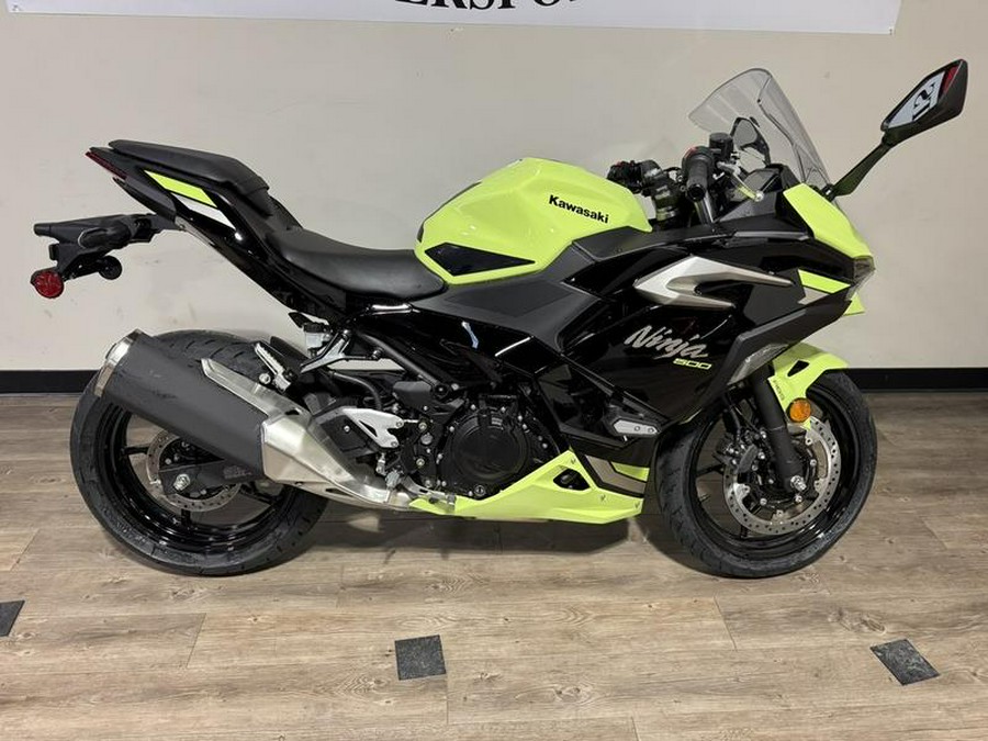 2026 Kawasaki Ninja® 500 SE ABS