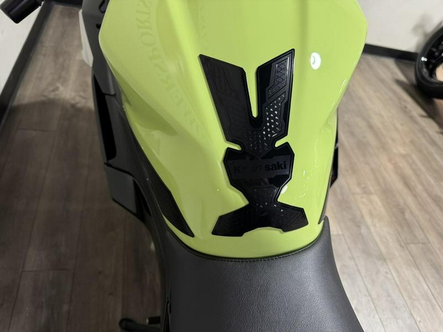 2026 Kawasaki Ninja® 500 SE ABS