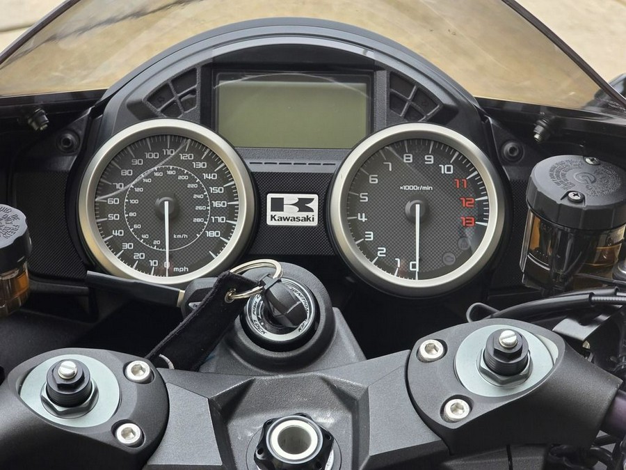 2023 Kawasaki Ninja® ZX™-14R ABS