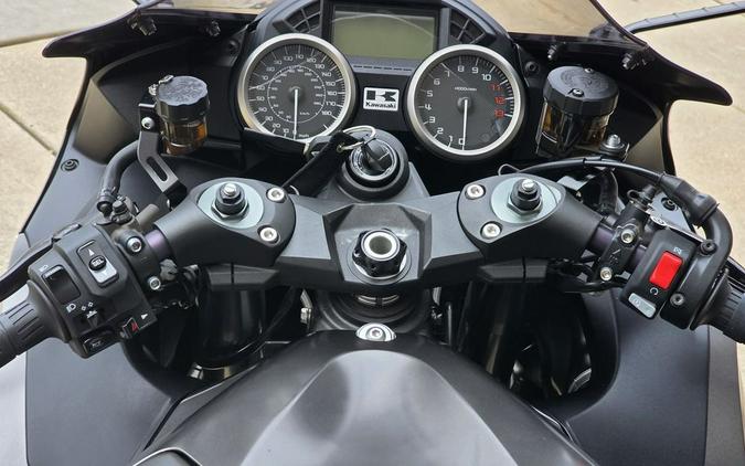 2023 Kawasaki Ninja® ZX™-14R ABS