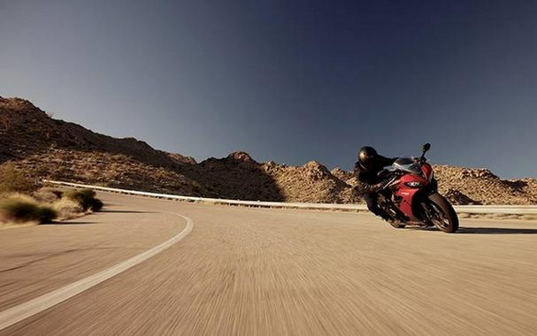 2025 Triumph Daytona 660