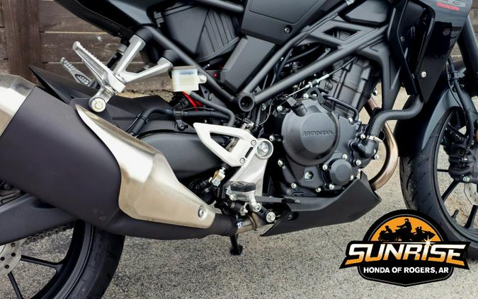 2025 Honda CB300R ABS