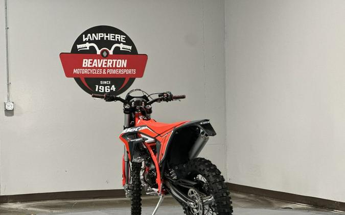 2026 BETA Xtrainer 300