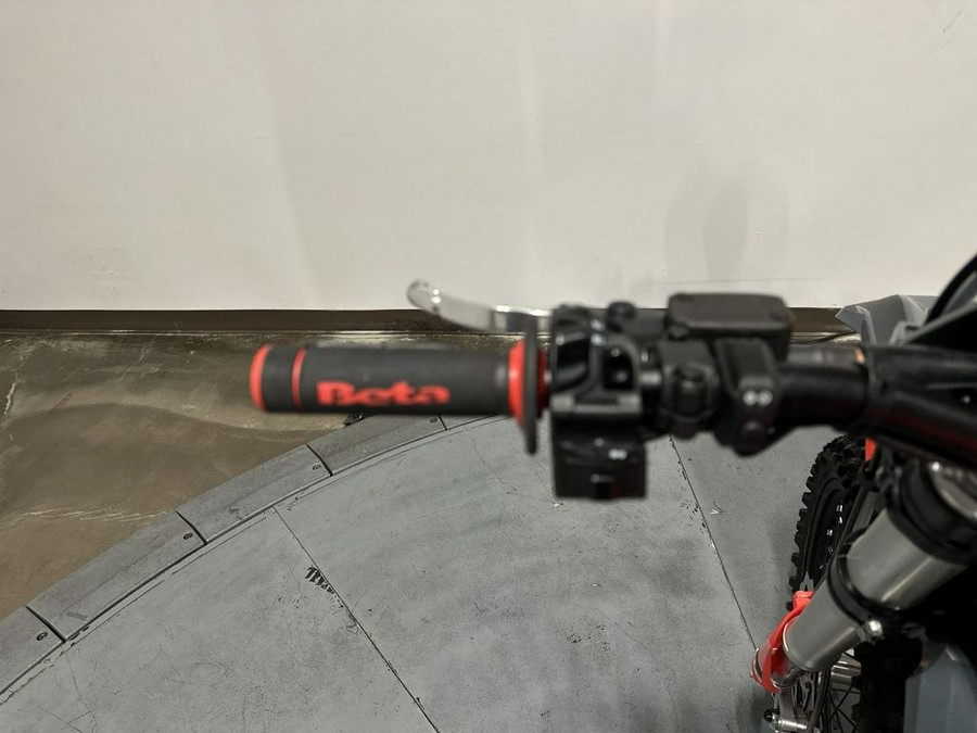 2026 BETA Xtrainer 300