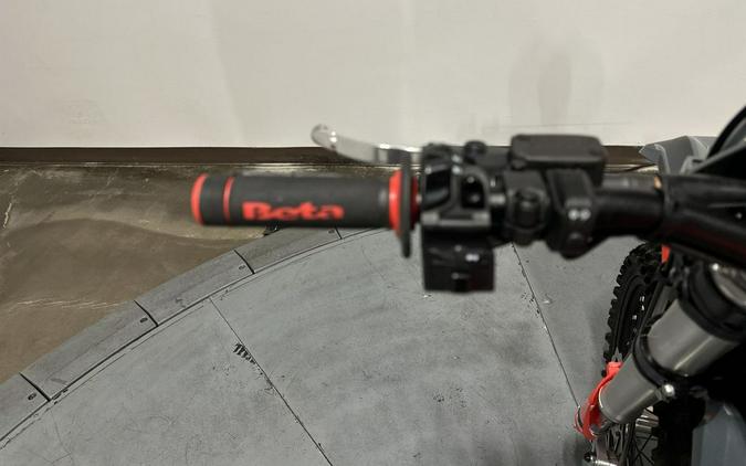 2026 BETA Xtrainer 300