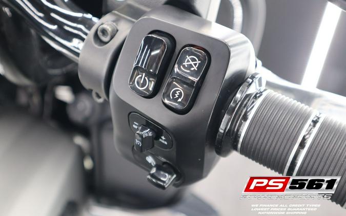 2021 Indian Challenger® Dark Horse®