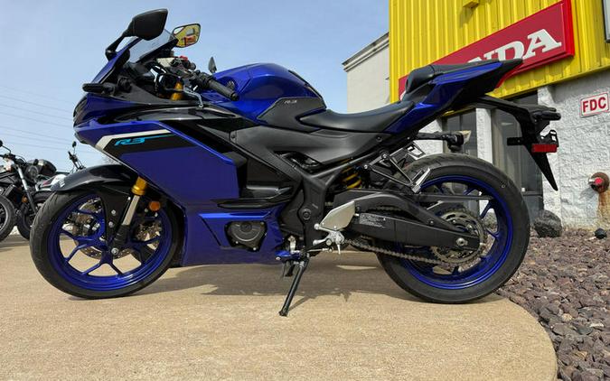 2025 Yamaha YZF-R3