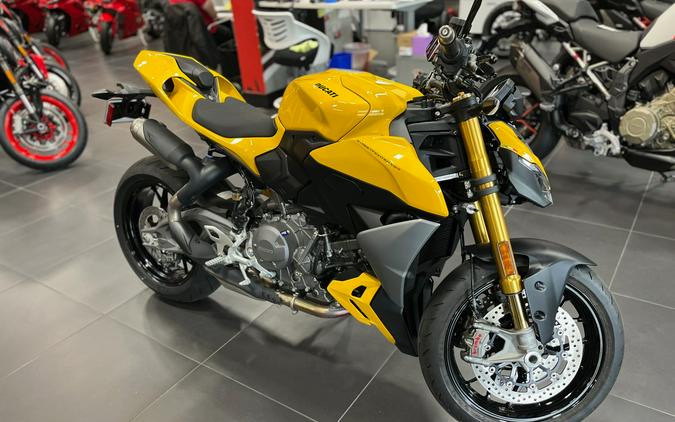 2026 Ducati Streetfighter V2 S