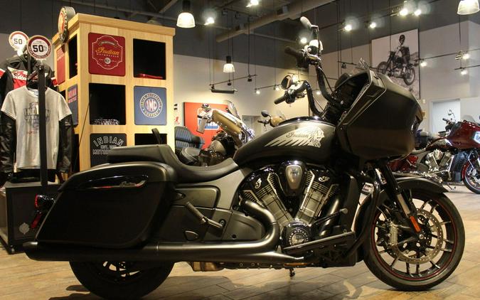 2023 Indian Motorcycle® Challenger Dark Horse®