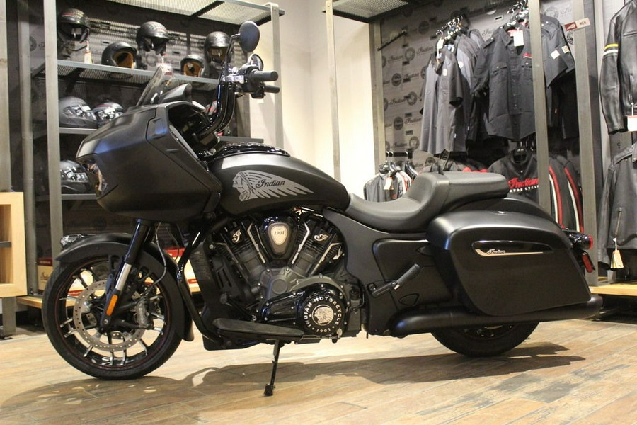 2023 Indian Motorcycle® Challenger Dark Horse®