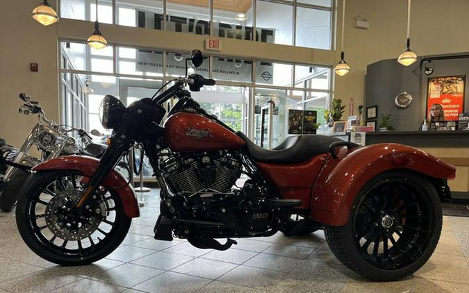 2025 Harley-Davidson Trike FLRT - Freewheeler