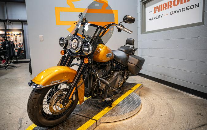 2023 Harley-Davidson Softail Heritage Classic Cruiser FLHCS