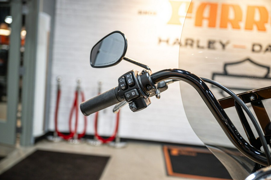 2023 Harley-Davidson Softail Heritage Classic Cruiser FLHCS